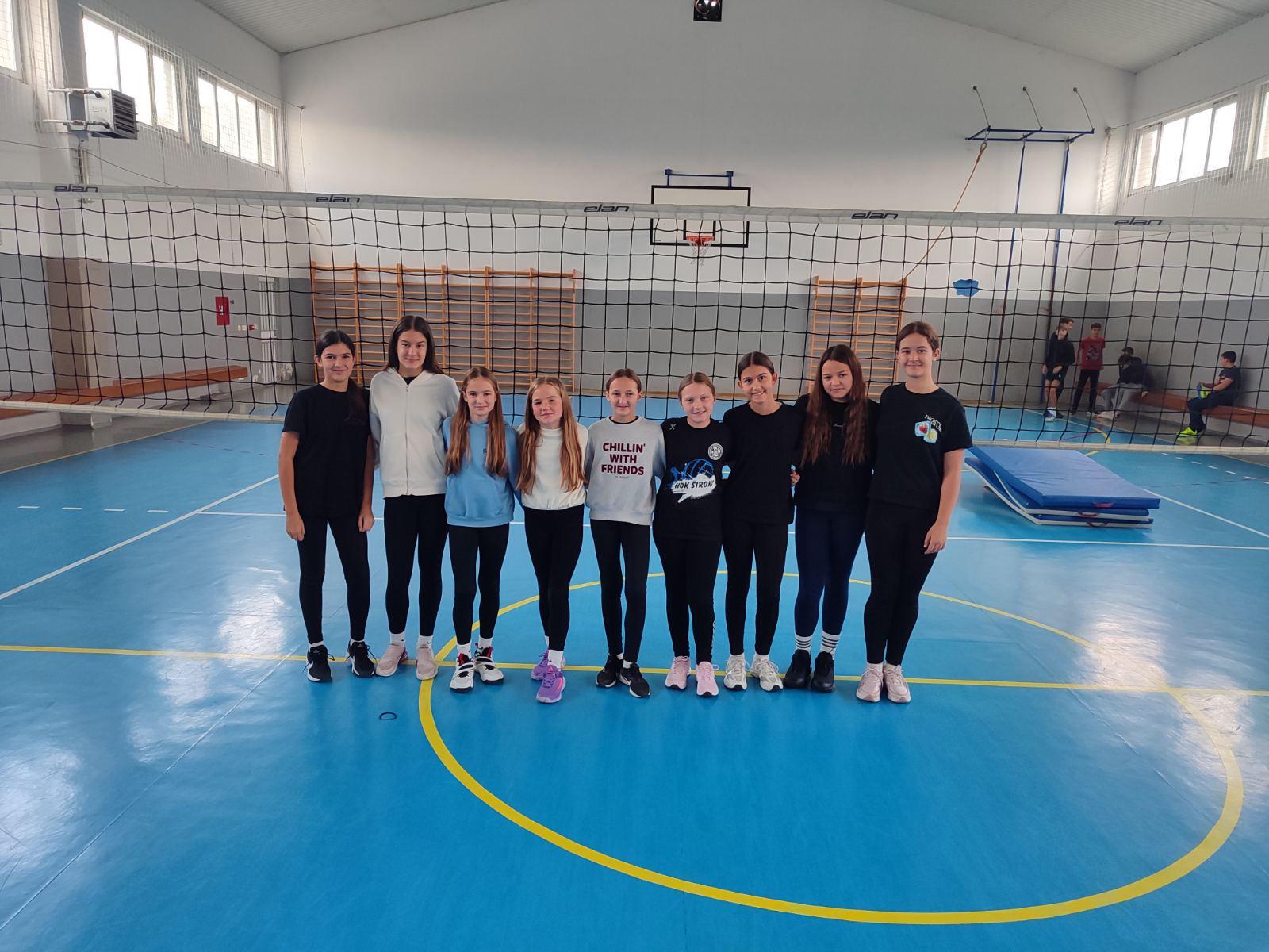 Školsko natjecanje u ženskoj odbojci