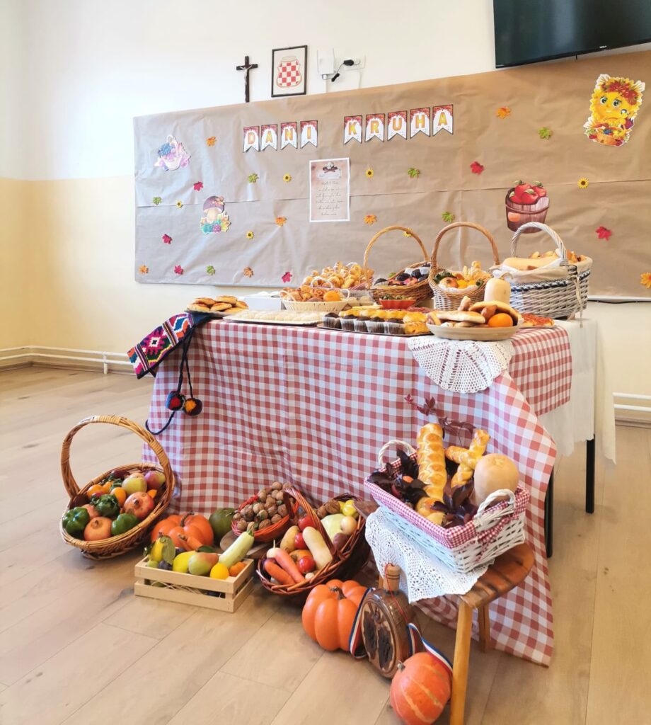 DANI KRUHA – PŠ IZBIČNO